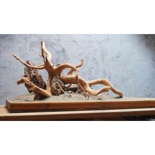 Композиция К231 из камня и коряг Азалии (от 120л)