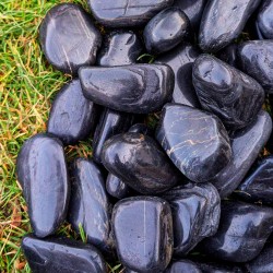 Галька декоративная полированная черная 40-60мм 1 кг